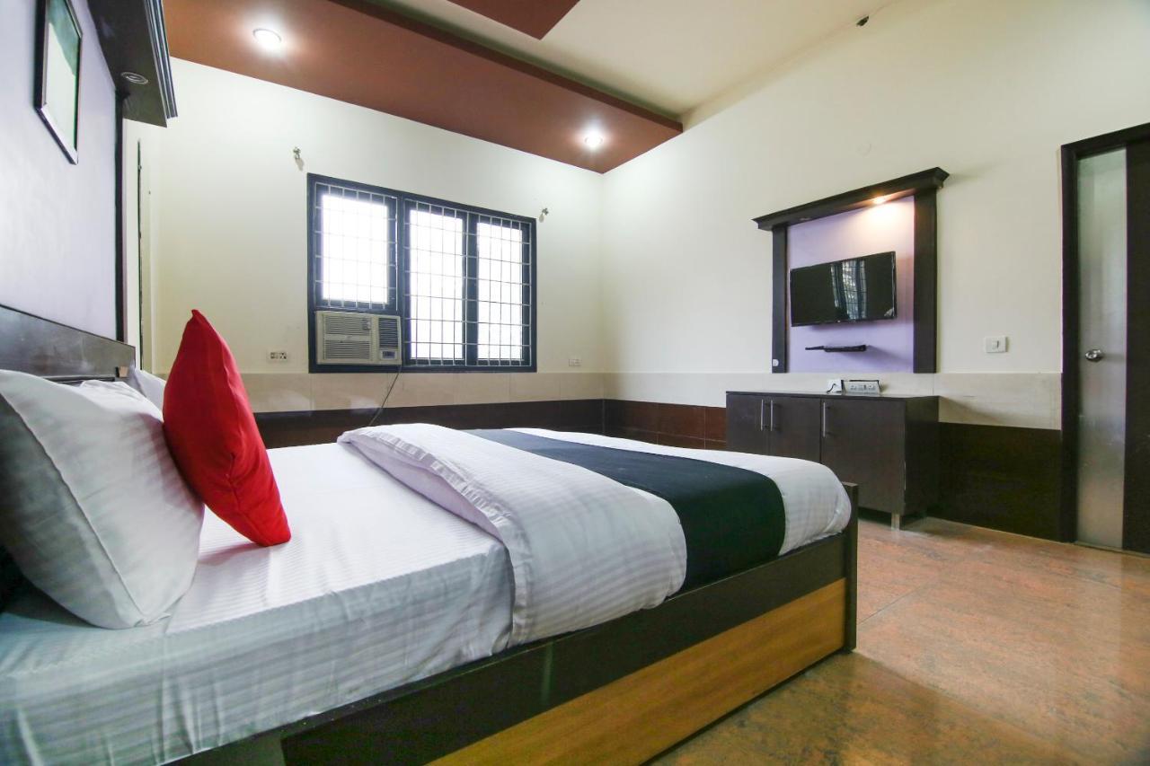Capital O 68148 Hotel Shree Jee Palace Ghaziabad Εξωτερικό φωτογραφία