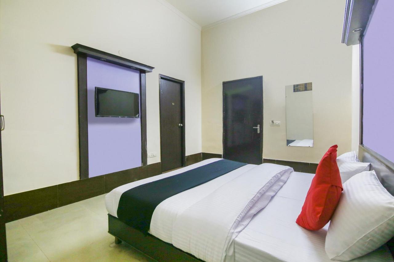Capital O 68148 Hotel Shree Jee Palace Ghaziabad Εξωτερικό φωτογραφία